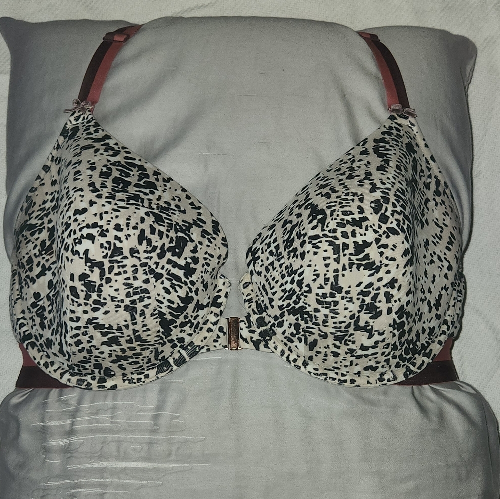 Cacique Front Closure Racerback Bra